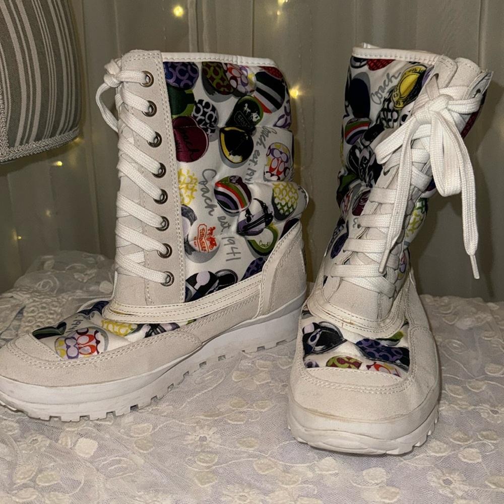 Coach Women's Dorean White/Multi Color Snow Boots 8